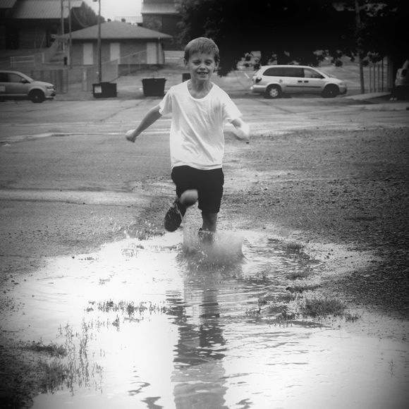 Meet your Posher, Aimee - Picture 1 of 1